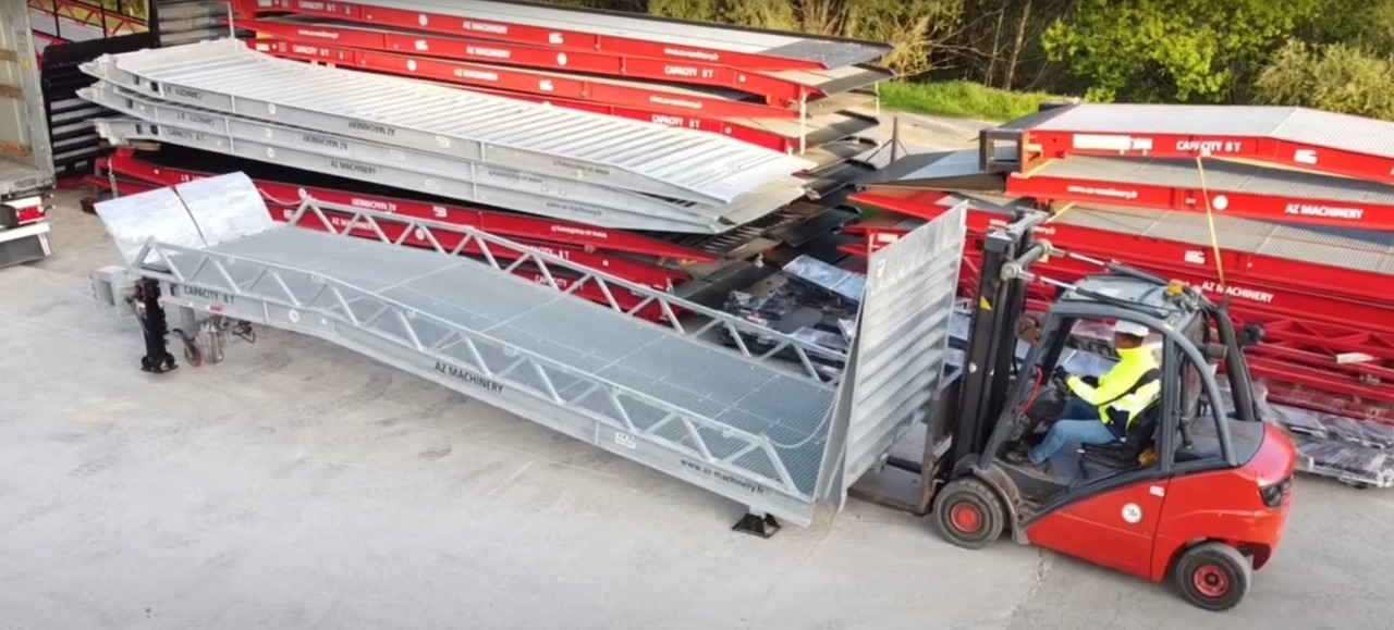 Loading Ramp with with hydraulic tilting bridge - AZ RAMP - STAR- 8T FULL GALVA - Utovarna rampa: slika 3 Loading Ramp with with hydraulic tilting bridge - AZ RAMP - STAR- 8T FULL GALVA - Utovarna rampa: slika 3