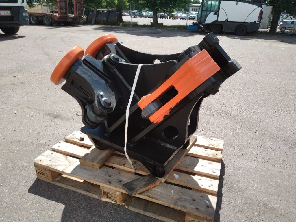 Tarfin RKH-V4 Rail handling device S60 - Građevinska oprema: slika 2 Tarfin RKH-V4 Rail handling device S60 - Građevinska oprema: slika 2