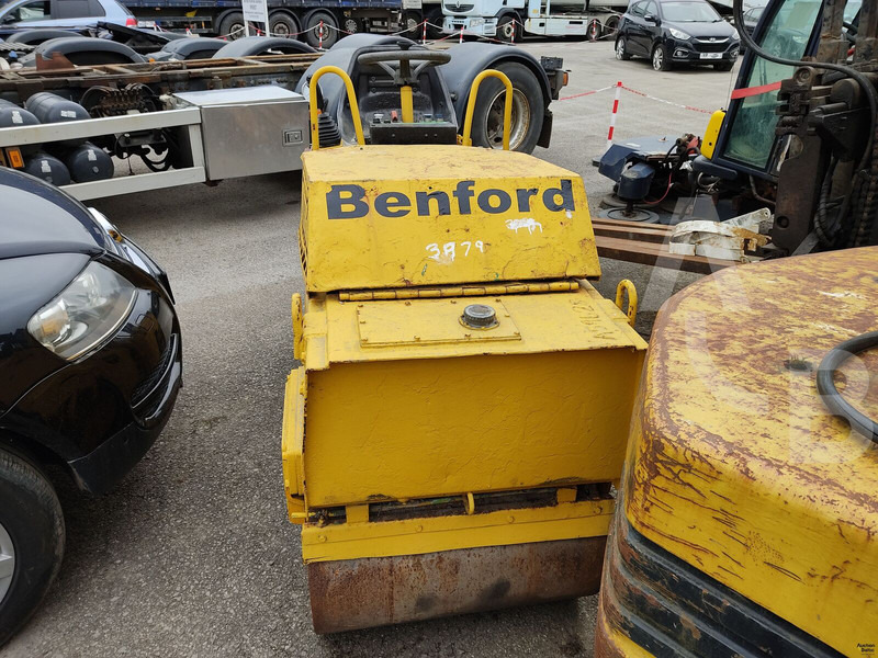 Benford  - Valjak: slika 4 Benford  - Valjak: slika 4
