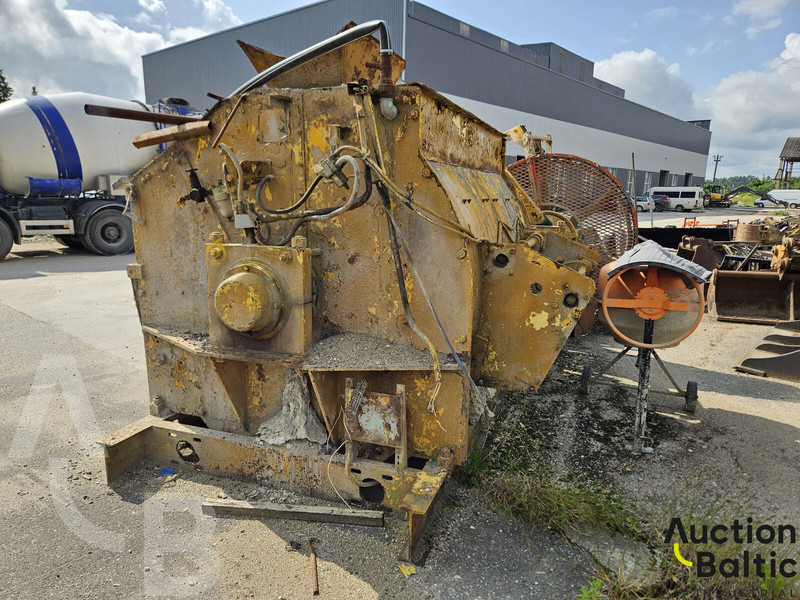 Concrete mixer - Mešalica za beton: slika 3 Concrete mixer - Mešalica za beton: slika 3