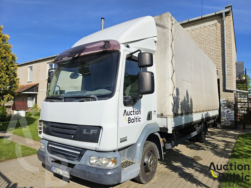 DAF 45.160 - Kamion sa ceradom: slika 1 DAF 45.160 - Kamion sa ceradom: slika 1