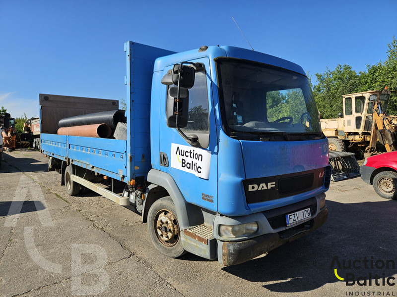 DAF FA LF 45.150 - Kamion sa tovarnim sandukom: slika 1 DAF FA LF 45.150 - Kamion sa tovarnim sandukom: slika 1