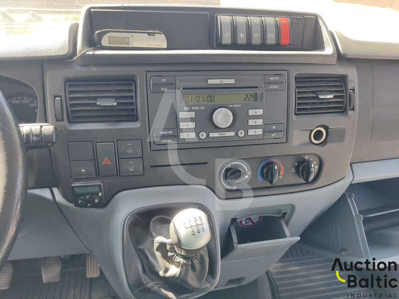 Mali kombi Ford Transit: slika 9