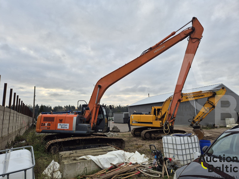 Hitachi ZX 210 LC-3 - Bager guseničar: slika 3 Hitachi ZX 210 LC-3 - Bager guseničar: slika 3