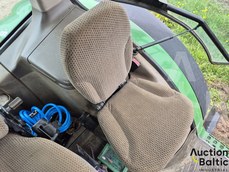 Lizing John Deere 7280 R John Deere 7280 R: slika 12 Lizing John Deere 7280 R John Deere 7280 R: slika 12