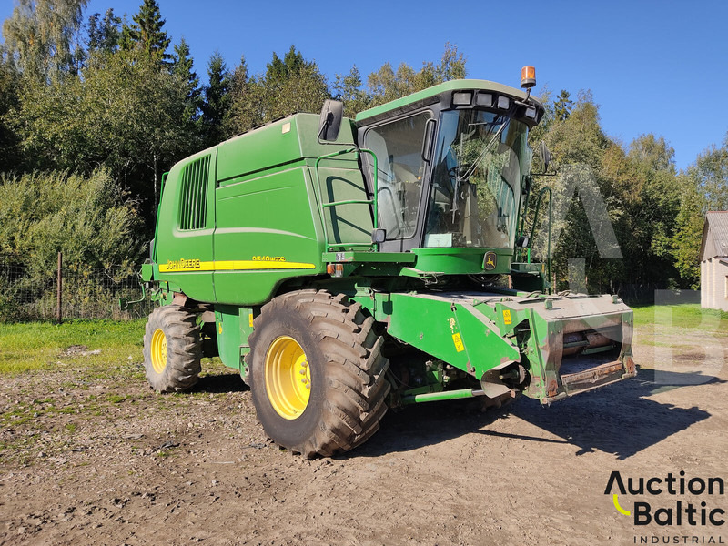 John Deere 9450 - Kombinovani kombajn: slika 1 John Deere 9450 - Kombinovani kombajn: slika 1