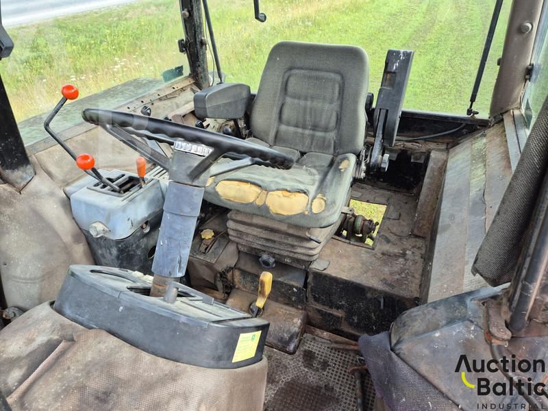John Deere MFWD - Traktor: slika 5 John Deere MFWD - Traktor: slika 5