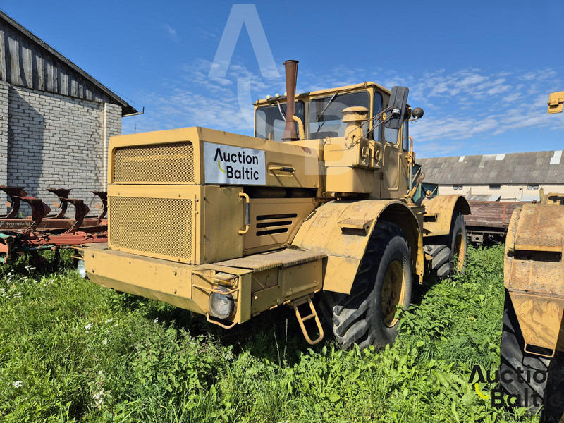 KIROVETS K 701 - Traktor: slika 1 KIROVETS K 701 - Traktor: slika 1