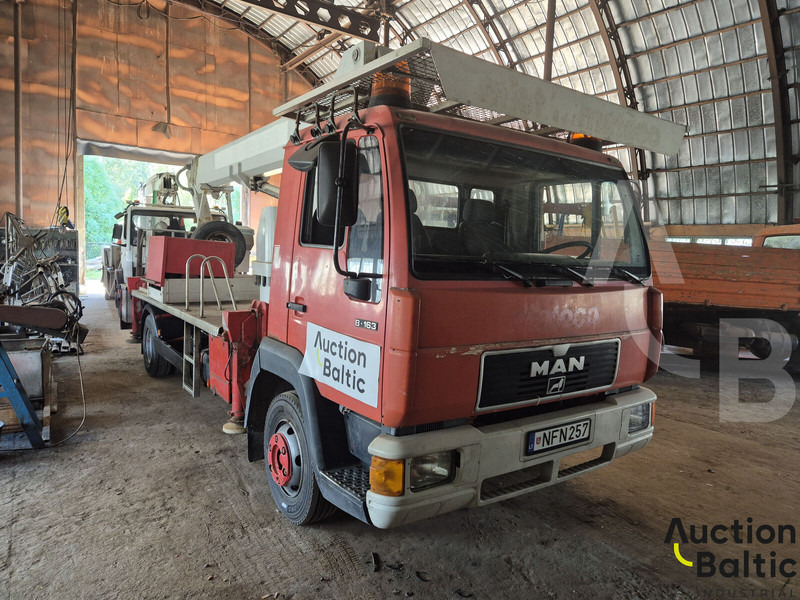 MAN 8.163 - Vazdušna platforma montirana na kamion: slika 2 MAN 8.163 - Vazdušna platforma montirana na kamion: slika 2