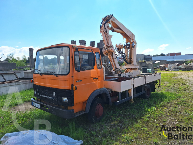 Magirus 130 M 8 - Kamion sa tovarnim sandukom, Kamion sa dizalicom: slika 2 Magirus 130 M 8 - Kamion sa tovarnim sandukom, Kamion sa dizalicom: slika 2