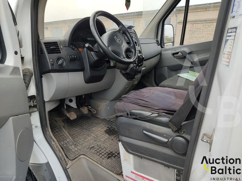 Mercedes-Benz Sprinter 515 CDI - Kamion sa tovarnim sandukom, Kamion sa dizalicom: slika 5 Mercedes-Benz Sprinter 515 CDI - Kamion sa tovarnim sandukom, Kamion sa dizalicom: slika 5