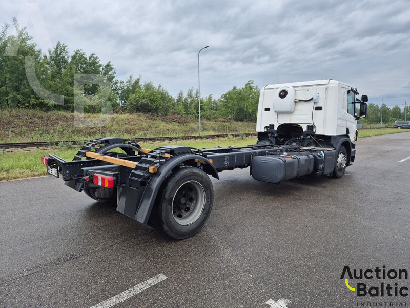 Scania P 450 - Kamion sa golom šasijom i zatvorenom kabinom: slika 3 Scania P 450 - Kamion sa golom šasijom i zatvorenom kabinom: slika 3