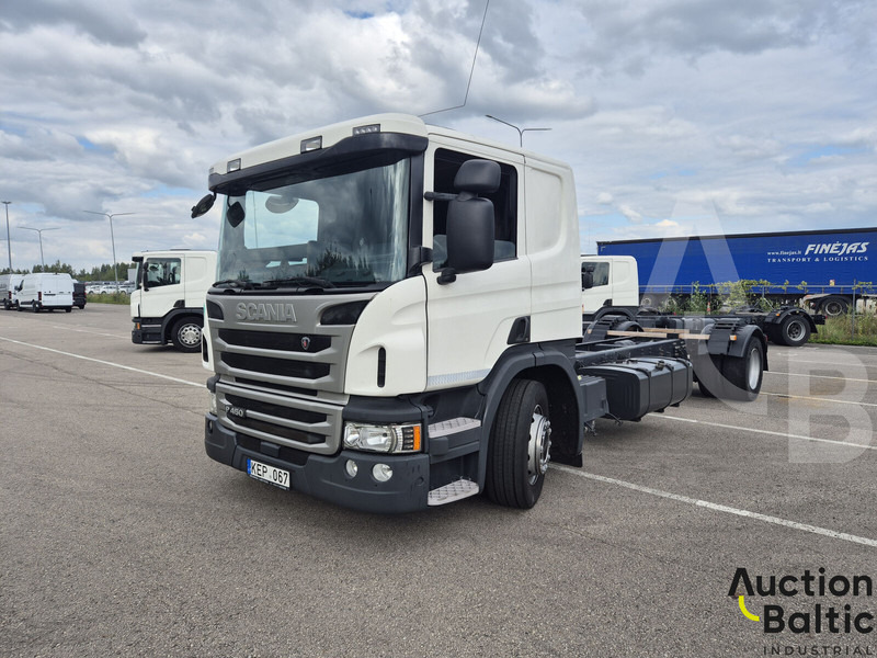 Scania P 450 - Kamion sa golom šasijom i zatvorenom kabinom: slika 1 Scania P 450 - Kamion sa golom šasijom i zatvorenom kabinom: slika 1