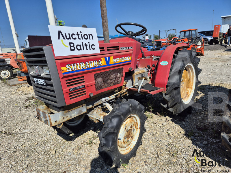 Shibaura SP1540 - Traktor: slika 1 Shibaura SP1540 - Traktor: slika 1