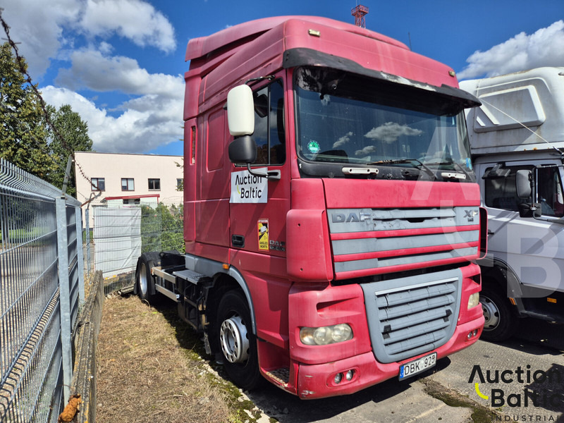 DAF FT XF105.460 - Tegljač: slika 1 DAF FT XF105.460 - Tegljač: slika 1