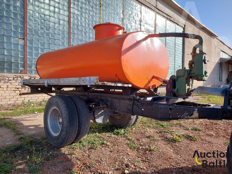 Trailer for transporting and watering water - Prikolica cisterna: slika 1 Trailer for transporting and watering water - Prikolica cisterna: slika 1