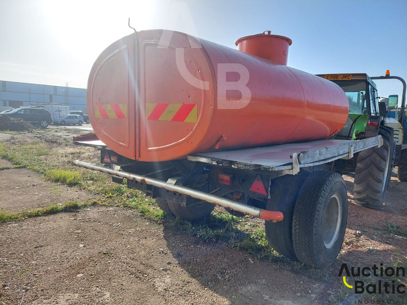 Trailer for transporting and watering water - Prikolica cisterna: slika 3 Trailer for transporting and watering water - Prikolica cisterna: slika 3