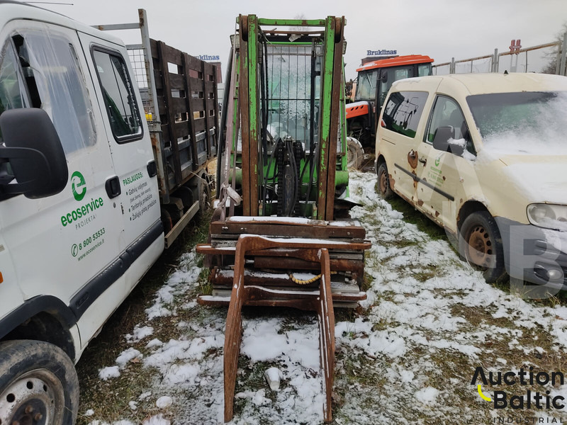 UniCarriers 30 - Dizel viljuškar: slika 4 UniCarriers 30 - Dizel viljuškar: slika 4