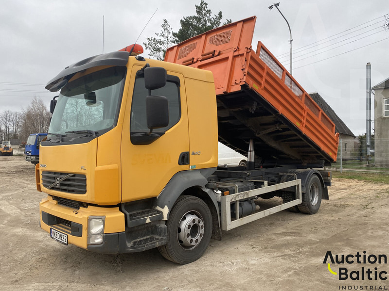 Volvo FL 240 4x2 - Istovarivač: slika 2 Volvo FL 240 4x2 - Istovarivač: slika 2