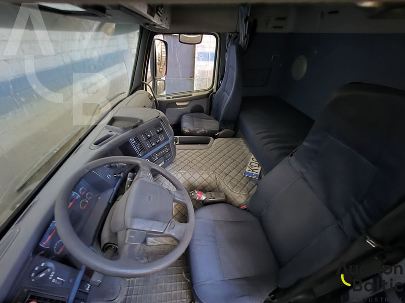 Kamion sa tovarnim sandukom Volvo FM380: slika 6 Kamion sa tovarnim sandukom Volvo FM380: slika 6