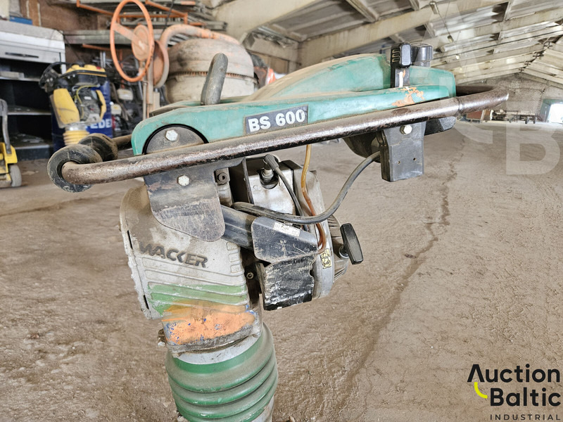 Wacker BS600 - Vibraciona ploča: slika 4 Wacker BS600 - Vibraciona ploča: slika 4
