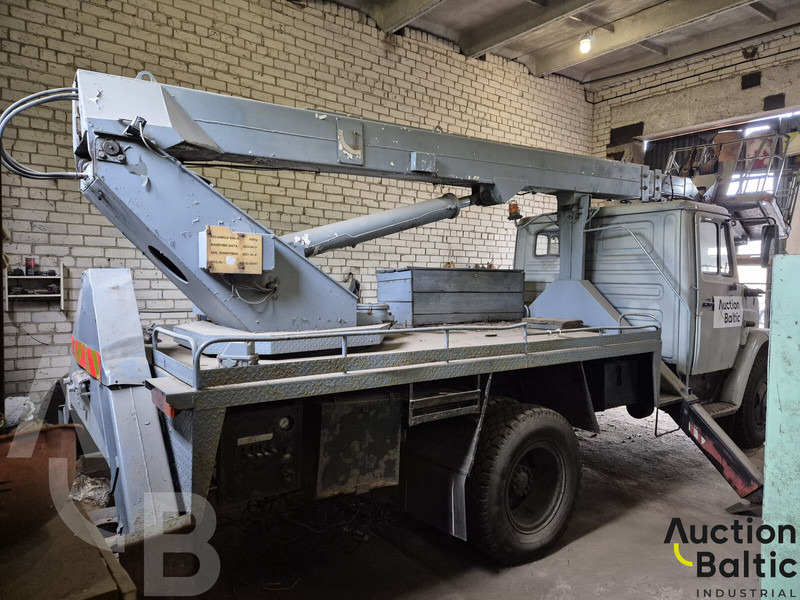 ZIL ZIL 433362 - Vazdušna platforma montirana na kamion: slika 3 ZIL ZIL 433362 - Vazdušna platforma montirana na kamion: slika 3