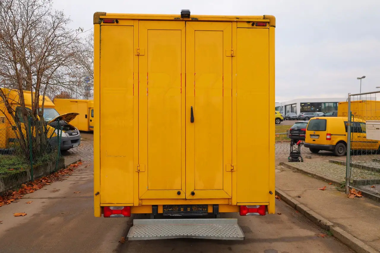 Iveco C30C/ Daily - Dostavno vozilo sa zatvorenim sandukom: slika 5 Iveco C30C/ Daily - Dostavno vozilo sa zatvorenim sandukom: slika 5