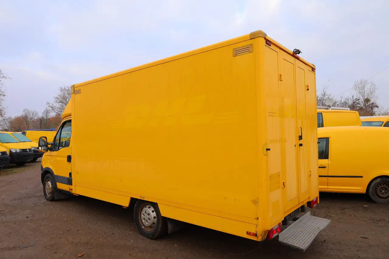 Iveco Daily/ Regalsystem/Luftfeder/1. Hand - Dostavno vozilo sa zatvorenim sandukom: slika 4 Iveco Daily/ Regalsystem/Luftfeder/1. Hand - Dostavno vozilo sa zatvorenim sandukom: slika 4