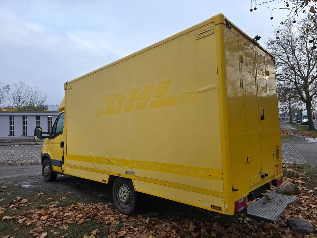 Iveco Daily/ Regalsystem/Luftfeder/1. Hand - Dostavno vozilo sa zatvorenim sandukom: slika 4 Iveco Daily/ Regalsystem/Luftfeder/1. Hand - Dostavno vozilo sa zatvorenim sandukom: slika 4