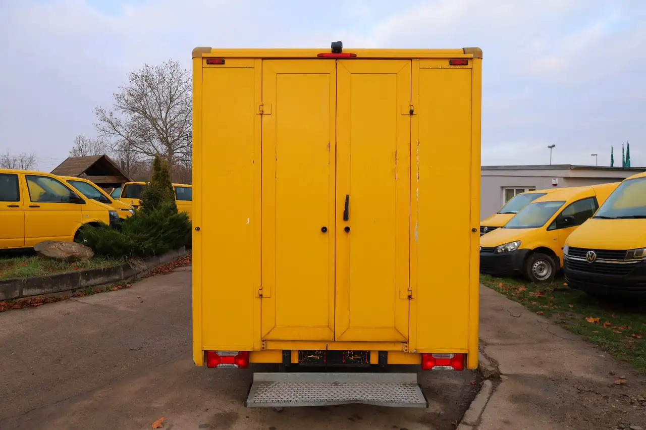 Iveco Daily/ Regalsystem/Luftfeder/1. Hand - Dostavno vozilo sa zatvorenim sandukom: slika 5 Iveco Daily/ Regalsystem/Luftfeder/1. Hand - Dostavno vozilo sa zatvorenim sandukom: slika 5