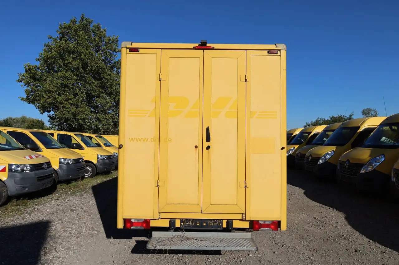 Iveco Daily/ Regalsystem/Luftfeder/KURZ/1. Hand - Dostavno vozilo sa zatvorenim sandukom: slika 5 Iveco Daily/ Regalsystem/Luftfeder/KURZ/1. Hand - Dostavno vozilo sa zatvorenim sandukom: slika 5