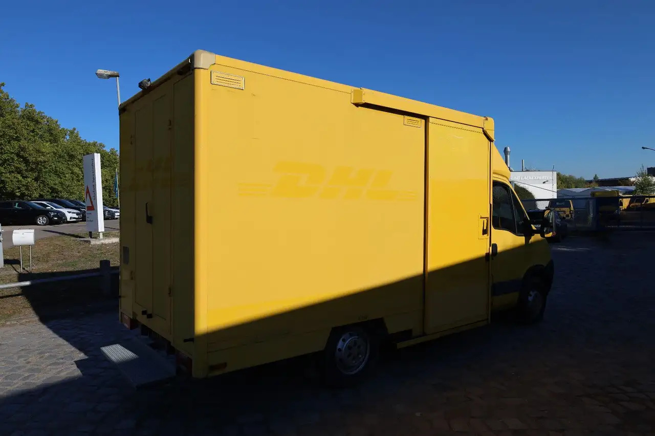 Iveco Daily/ Regalsystem/Luftfeder/KURZ/1. Hand - Dostavno vozilo sa zatvorenim sandukom: slika 5 Iveco Daily/ Regalsystem/Luftfeder/KURZ/1. Hand - Dostavno vozilo sa zatvorenim sandukom: slika 5