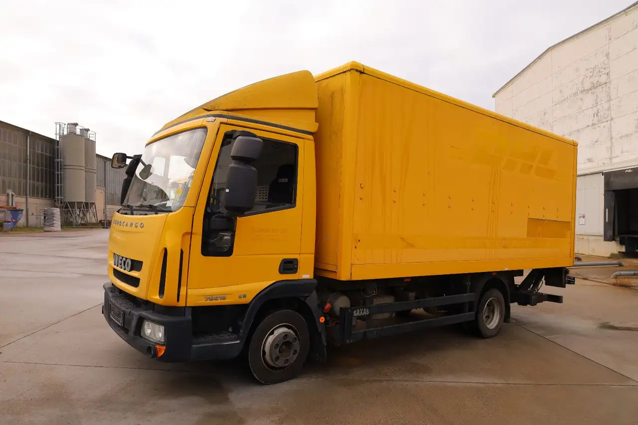 Iveco IG80EL2BA/1. Hand/Koffer - Kamion sa zatvorenim sandukom: slika 2 Iveco IG80EL2BA/1. Hand/Koffer - Kamion sa zatvorenim sandukom: slika 2
