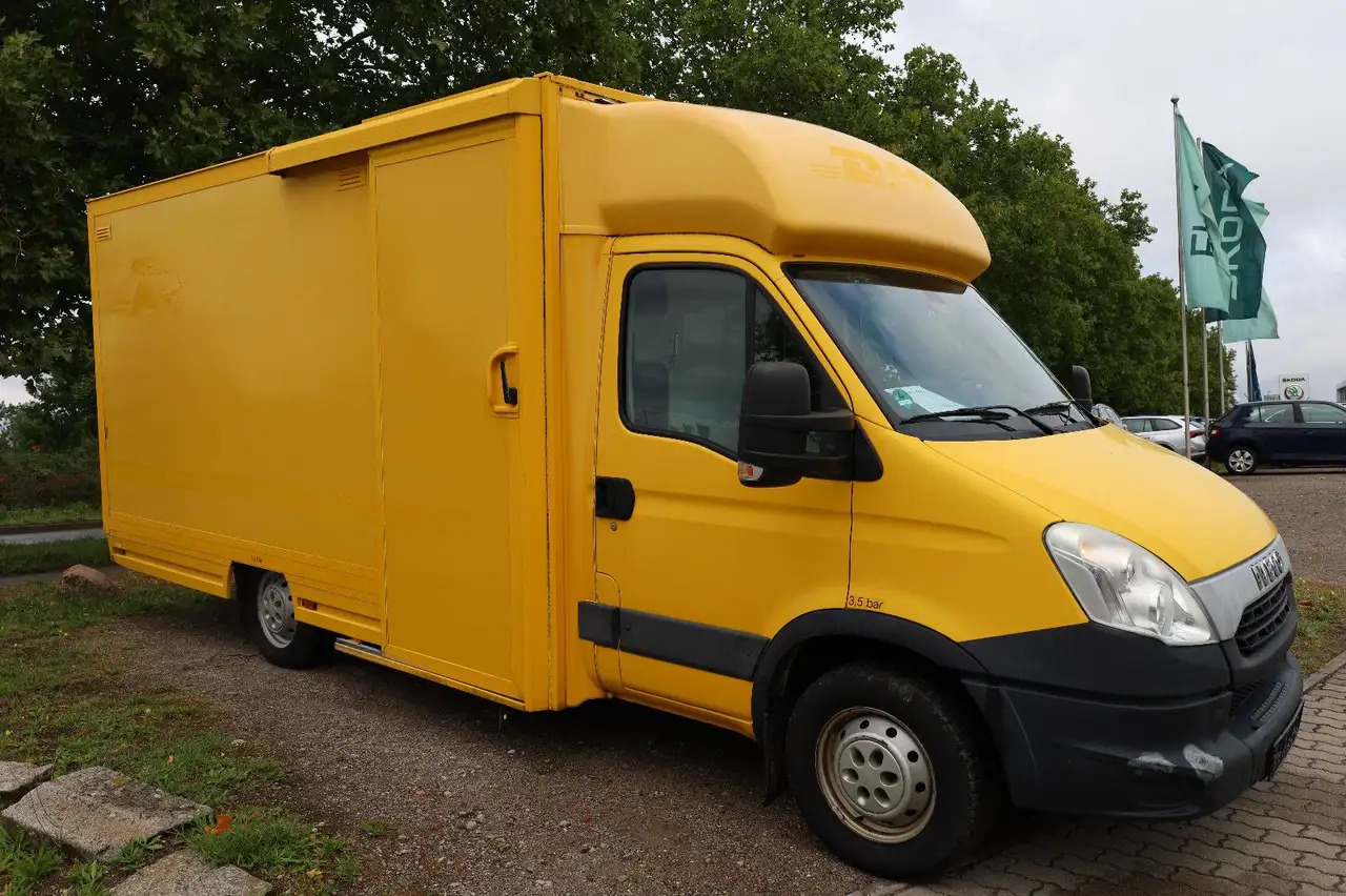 Iveco IS35SI2AA Daily/ Regalsystem/Luftfeder/1. Hand/ - Dostavno vozilo sa zatvorenim sandukom: slika 2 Iveco IS35SI2AA Daily/ Regalsystem/Luftfeder/1. Hand/ - Dostavno vozilo sa zatvorenim sandukom: slika 2