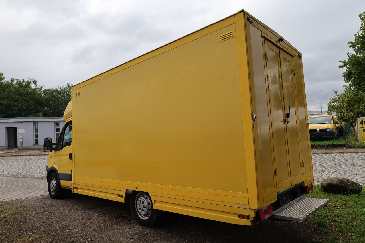 Iveco IS35SI2AA Daily/ Regalsystem/Luftfeder/1. Hand/ - Dostavno vozilo sa zatvorenim sandukom: slika 3 Iveco IS35SI2AA Daily/ Regalsystem/Luftfeder/1. Hand/ - Dostavno vozilo sa zatvorenim sandukom: slika 3