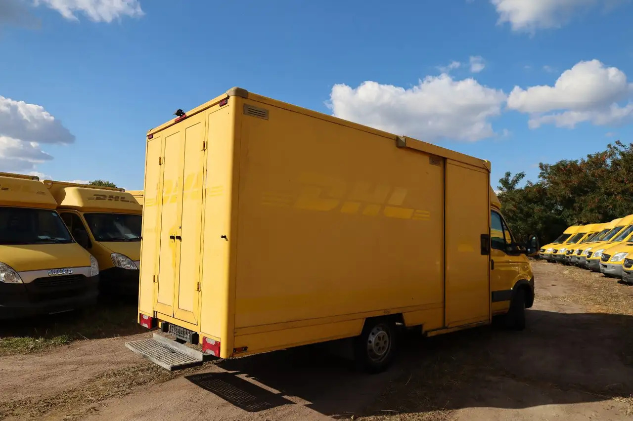 Iveco IS35SI2AA Daily/ Regalsystem/Luftfeder/1. Hand/ - Dostavno vozilo sa zatvorenim sandukom: slika 5 Iveco IS35SI2AA Daily/ Regalsystem/Luftfeder/1. Hand/ - Dostavno vozilo sa zatvorenim sandukom: slika 5