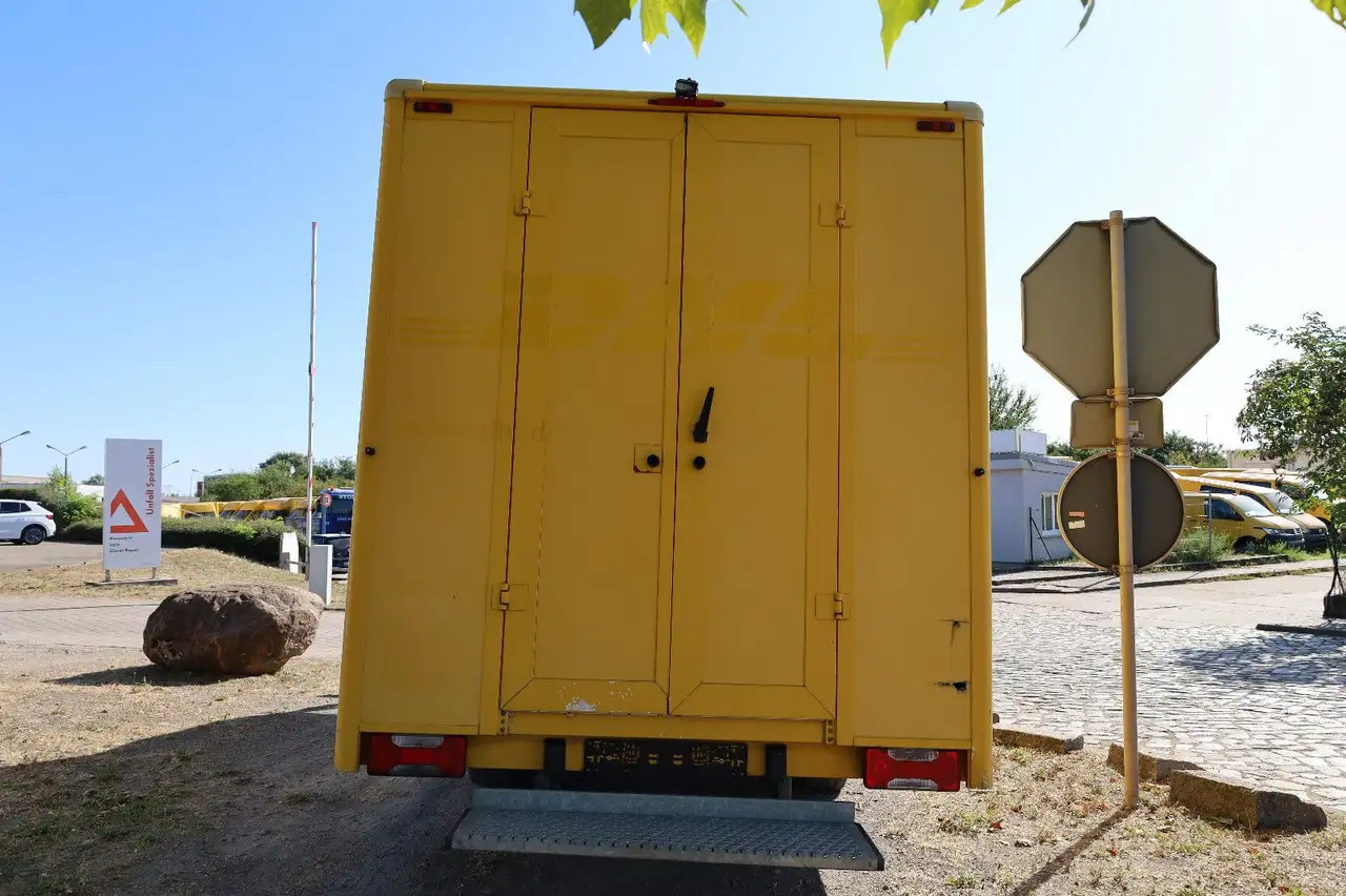 Iveco IS35SI2AA Daily/ Regalsystem/Luftfeder/1. Hand/ - Dostavno vozilo sa zatvorenim sandukom: slika 5 Iveco IS35SI2AA Daily/ Regalsystem/Luftfeder/1. Hand/ - Dostavno vozilo sa zatvorenim sandukom: slika 5