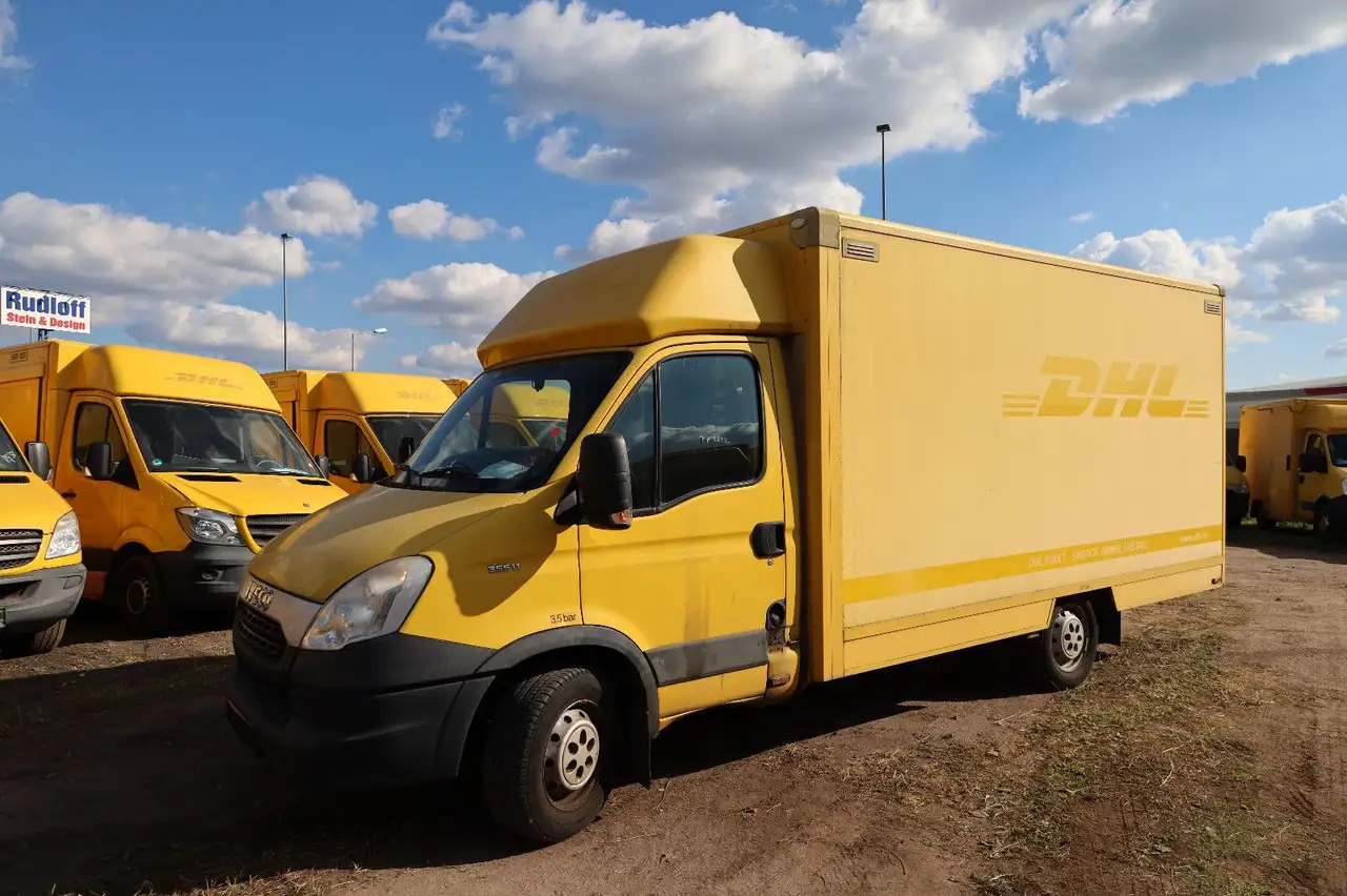 Iveco IS35SI2AA Daily/ Regalsystem/Luftfeder/1. Hand/ - Dostavno vozilo sa zatvorenim sandukom: slika 3 Iveco IS35SI2AA Daily/ Regalsystem/Luftfeder/1. Hand/ - Dostavno vozilo sa zatvorenim sandukom: slika 3