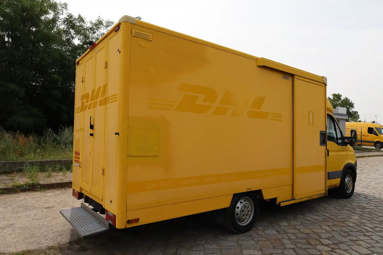Iveco IS35SI2AA Daily/ Regalsystem/Luftfeder/1. Hand/ - Dostavno vozilo sa zatvorenim sandukom: slika 3 Iveco IS35SI2AA Daily/ Regalsystem/Luftfeder/1. Hand/ - Dostavno vozilo sa zatvorenim sandukom: slika 3