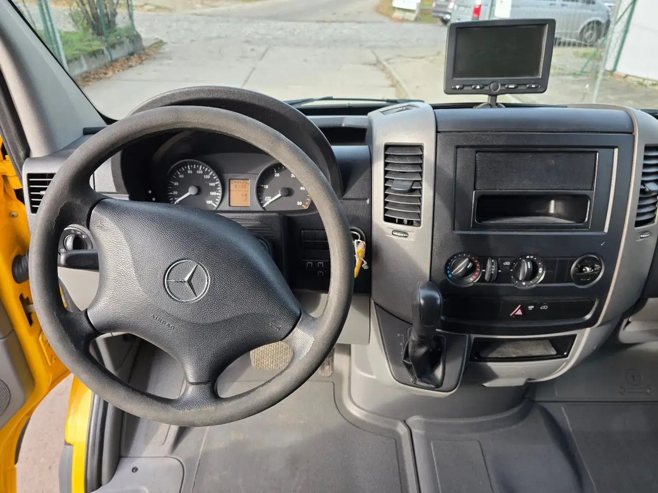 Hrana kamion Mercedes-Benz Sprinter/Foodtruck/ 1. Hand: slika 11