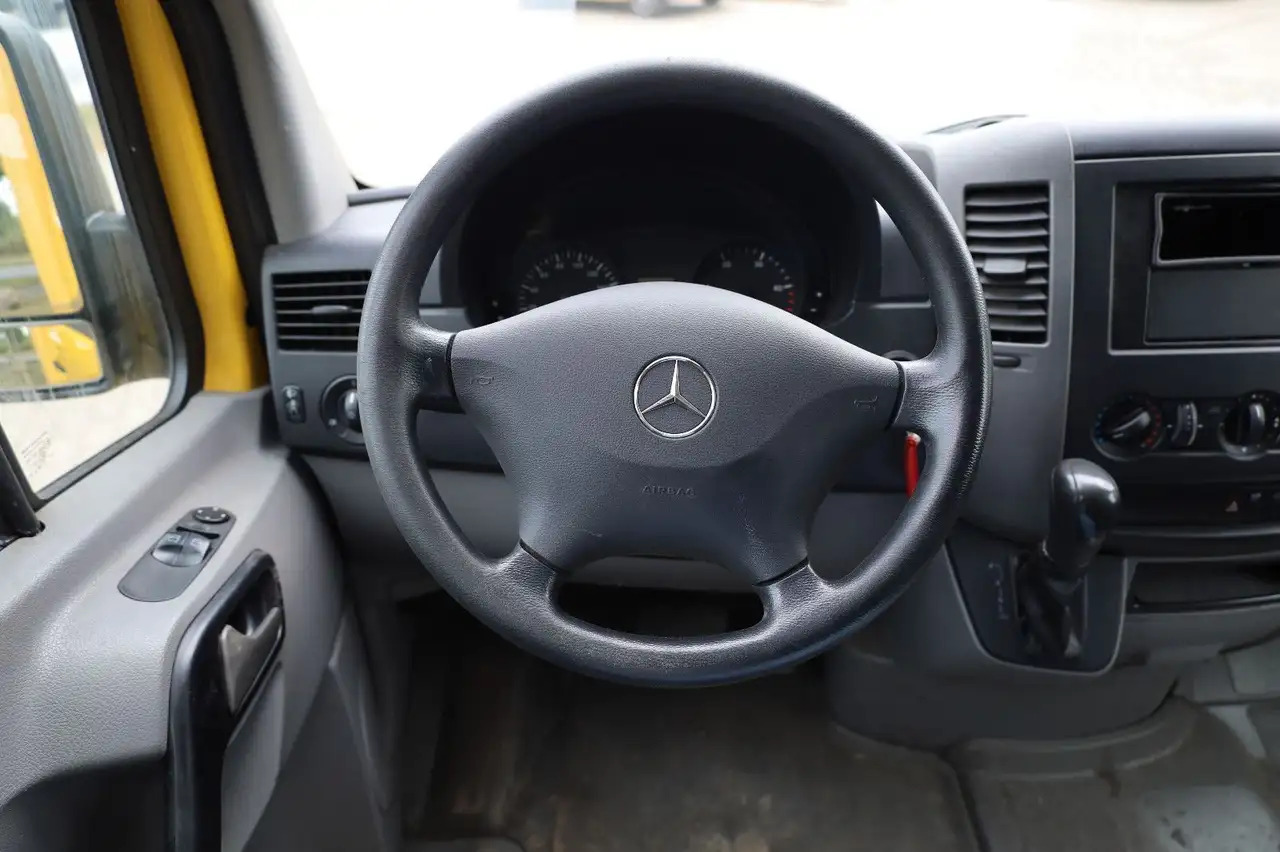 Mercedes-Benz Sprinter II Pritsche/ Koffer/Regalsystem - Dostavno vozilo sa zatvorenim sandukom: slika 5 Mercedes-Benz Sprinter II Pritsche/ Koffer/Regalsystem - Dostavno vozilo sa zatvorenim sandukom: slika 5