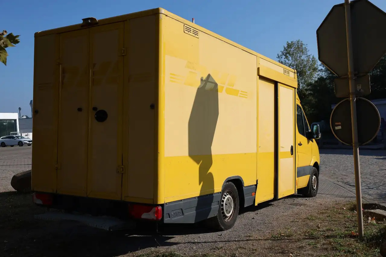 Mercedes-Benz Sprinter/Koffer/Regalsystem/ EU5/ 1. Hand - Dostavno vozilo sa zatvorenim sandukom: slika 4 Mercedes-Benz Sprinter/Koffer/Regalsystem/ EU5/ 1. Hand - Dostavno vozilo sa zatvorenim sandukom: slika 4