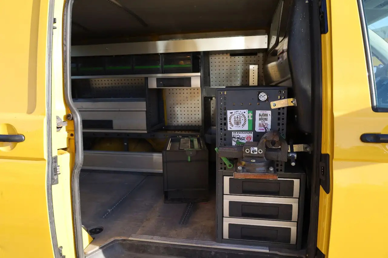 Furgon Volkswagen T5 Transporter/ 2.0 TDI/EU5/Werkstatt: slika 10