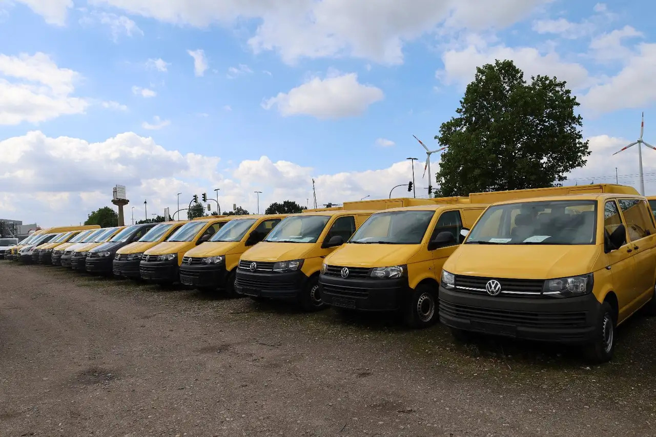 Volkswagen T5 Transporter Kasten-Kombi 2.0 TDI/EU5/5-Sitze - Dostavno vozilo sa duplom kabinom: slika 4 Volkswagen T5 Transporter Kasten-Kombi 2.0 TDI/EU5/5-Sitze - Dostavno vozilo sa duplom kabinom: slika 4