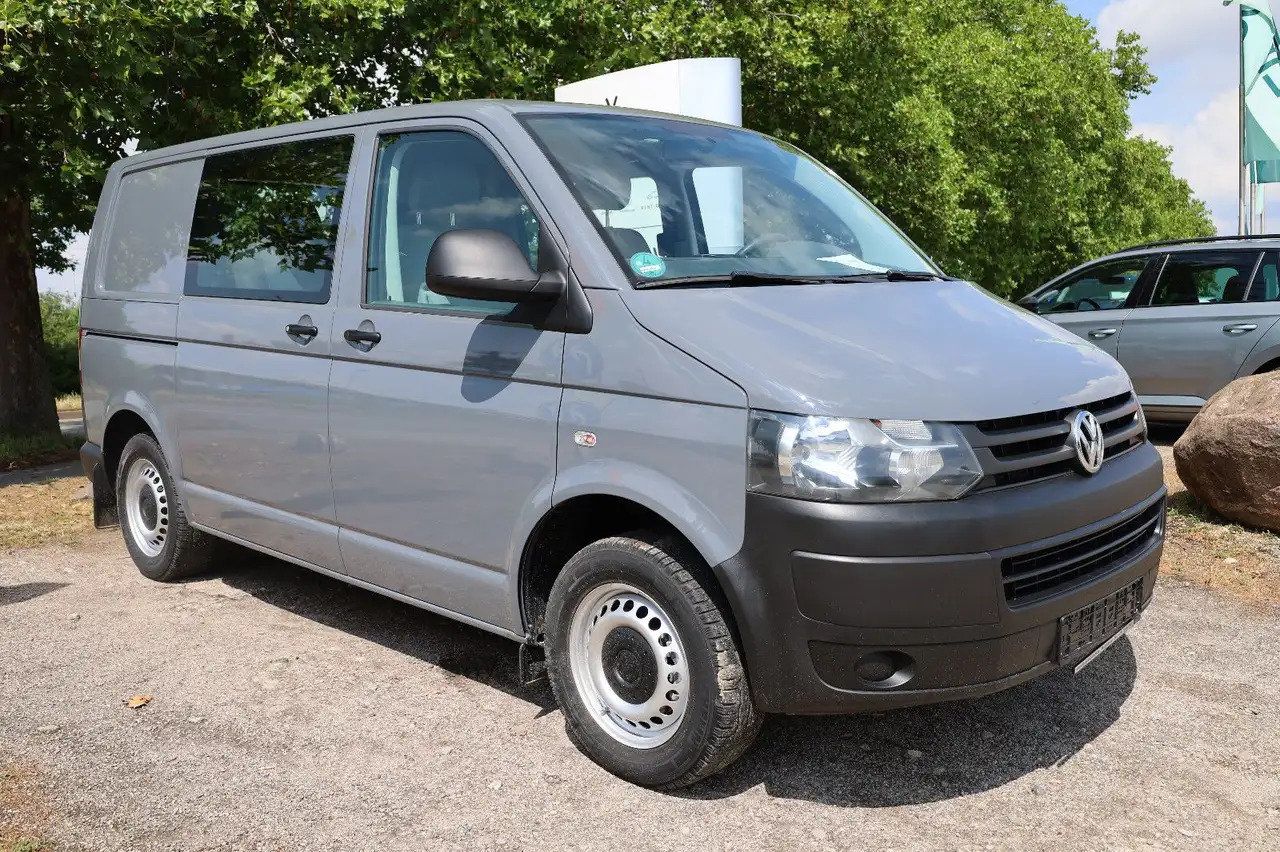 Volkswagen T5 Transporter Kasten-Kombi 2.0 TDI/EU5/5-Sitze - Automobil: slika 2 Volkswagen T5 Transporter Kasten-Kombi 2.0 TDI/EU5/5-Sitze - Automobil: slika 2