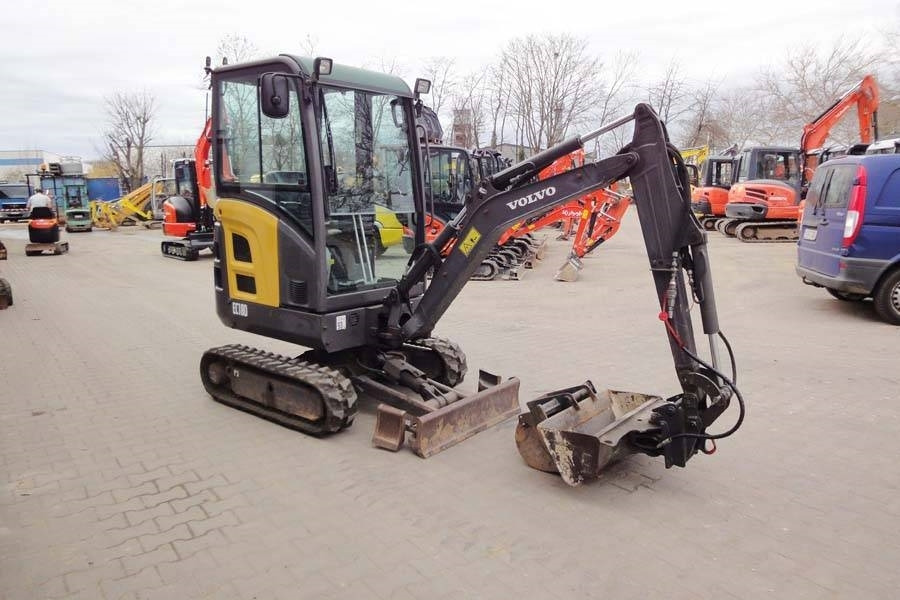 Volvo EC18D Löffelpaket - Mini bager: slika 2 Volvo EC18D Löffelpaket - Mini bager: slika 2