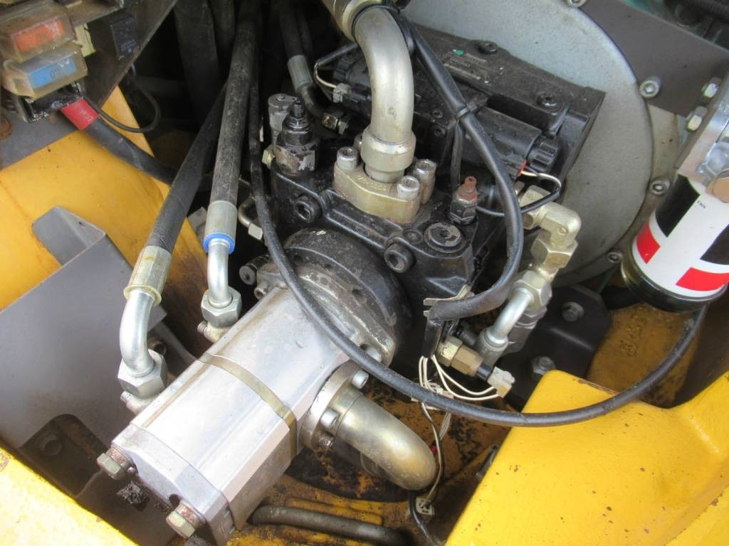 Utovarivač točkaš Volvo L 30 B: slika 7