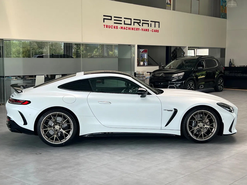 Mercedes-Benz AMG GT GT63 4MATIC+***NIGHT PAKKET**AERO+BURM*NEW 2025* - Coupe: slika 2 Mercedes-Benz AMG GT GT63 4MATIC+***NIGHT PAKKET**AERO+BURM*NEW 2025* - Coupe: slika 2