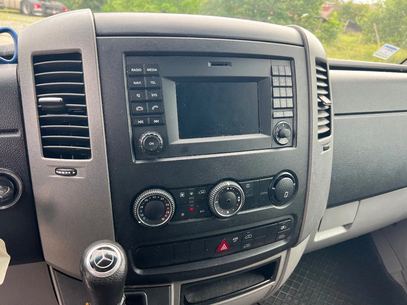 Dostavno vozilo hladnjača Mercedes-Benz Sprinter 319 LAMBERET-KERSTNER Fridge/**319 V6 Euro6**: slika 20