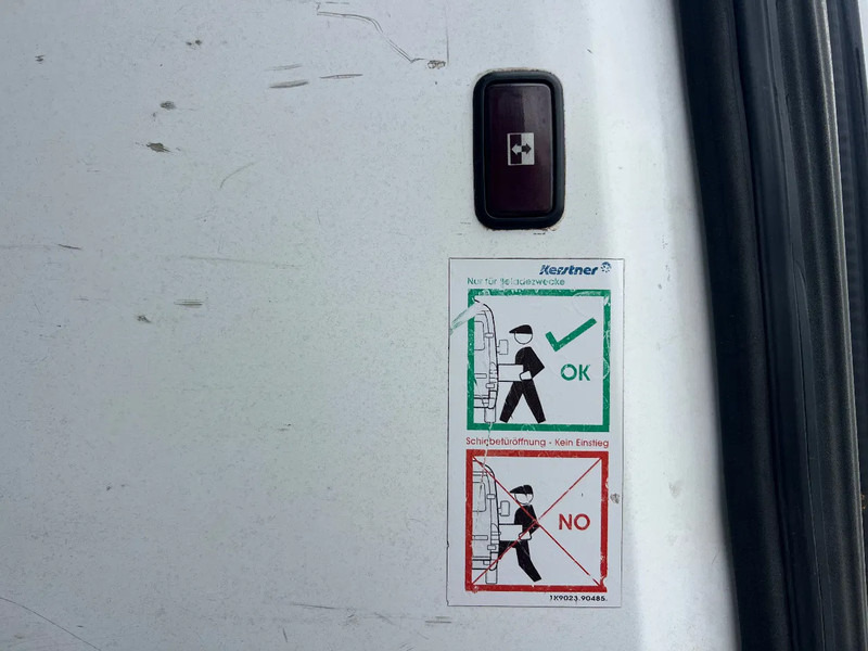 Dostavno vozilo hladnjača Mercedes-Benz Sprinter 319 LAMBERET-KERSTNER Fridge/**319 V6 Euro6**: slika 14